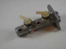 Главный тормозной цилиндр AISIN купить